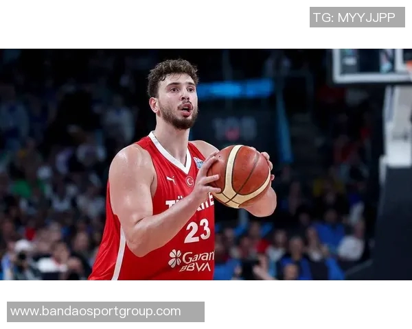 名嘴分析申京在火箭队的重要性超越杜兰特成为关键球员