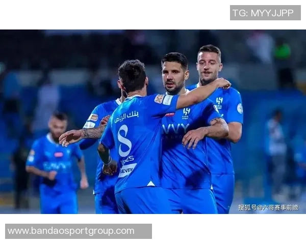 沙特联赛最新动态利雅得新月强势反超登顶胜利遭遇首败失去榜首位置